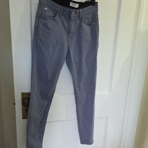 Curvy Light Gray Skinny Jeans - Sleek Slim Fit